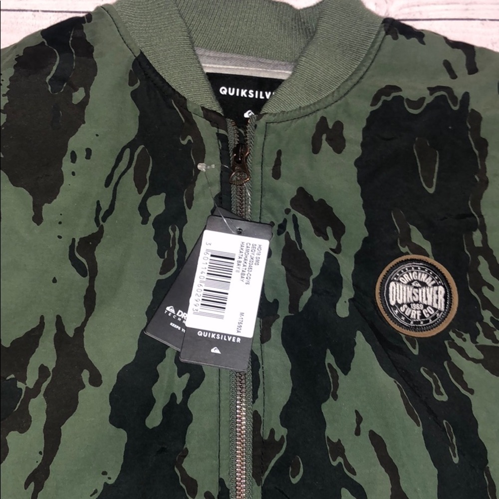 🔥Quiksilver Hakata Bay Bomber Jacket NWT - Picture 8 of 9